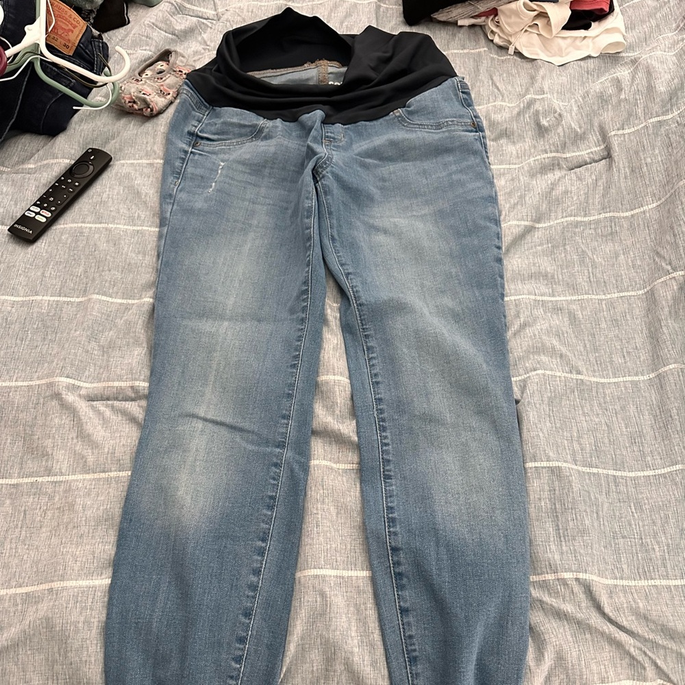 Women’s maternity jeggings
